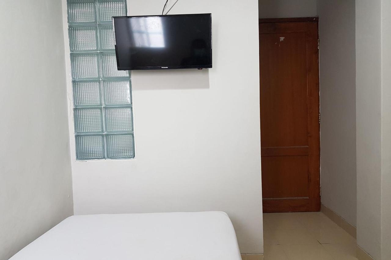 יוגיאקרטה Oyo 3819 Hotel Winotosastro מראה חיצוני תמונה